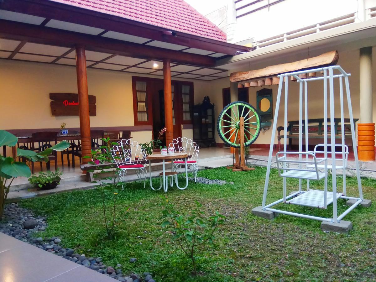 Doeloerkoe Homestay Solo المظهر الخارجي الصورة
