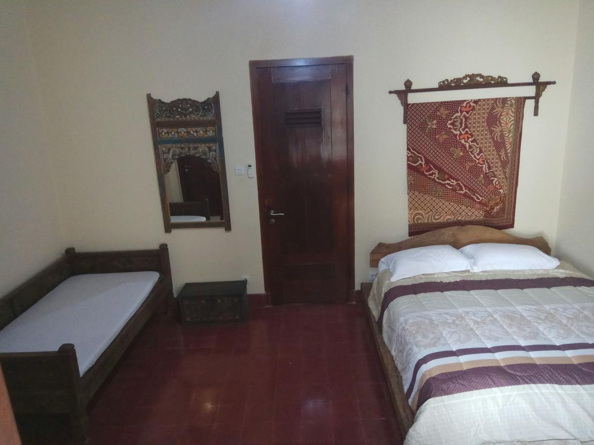 Doeloerkoe Homestay Solo المظهر الخارجي الصورة