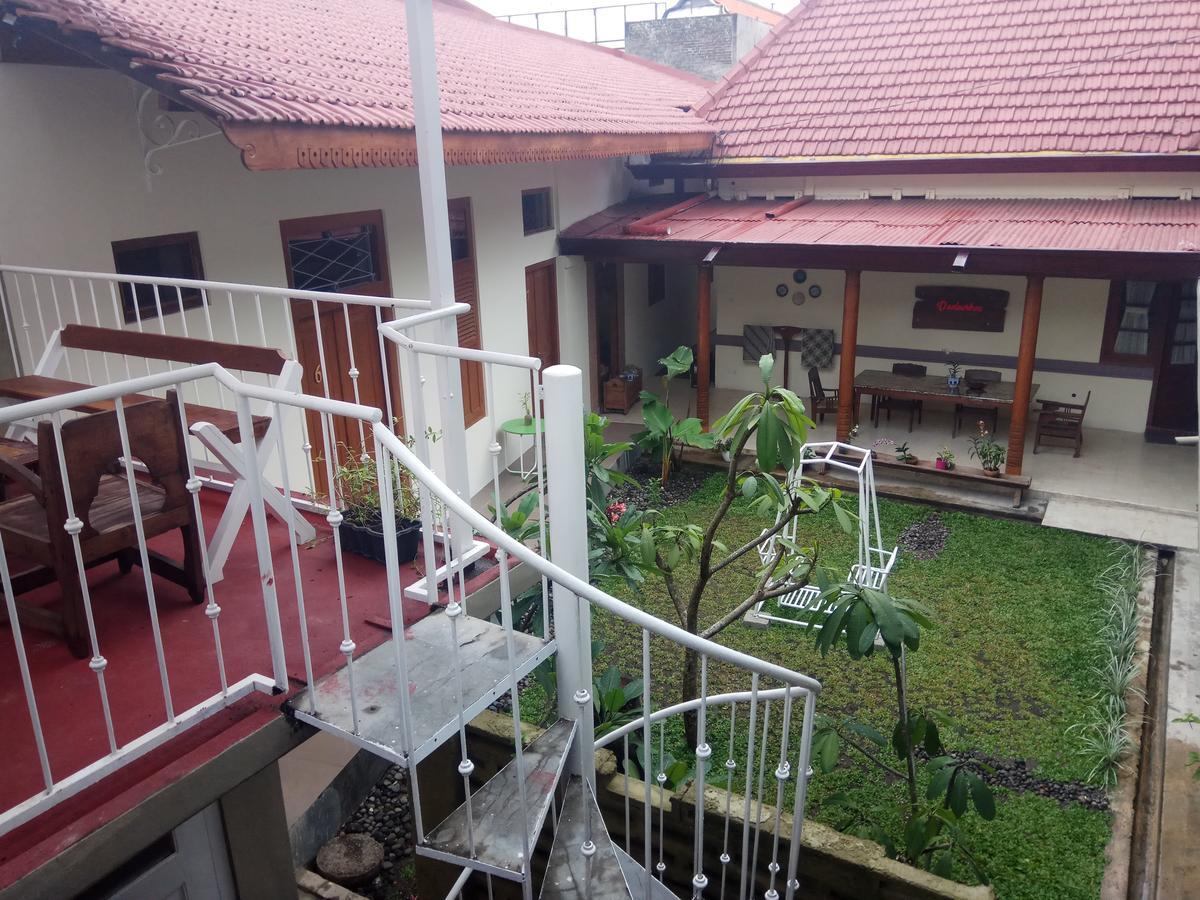 Doeloerkoe Homestay Solo المظهر الخارجي الصورة