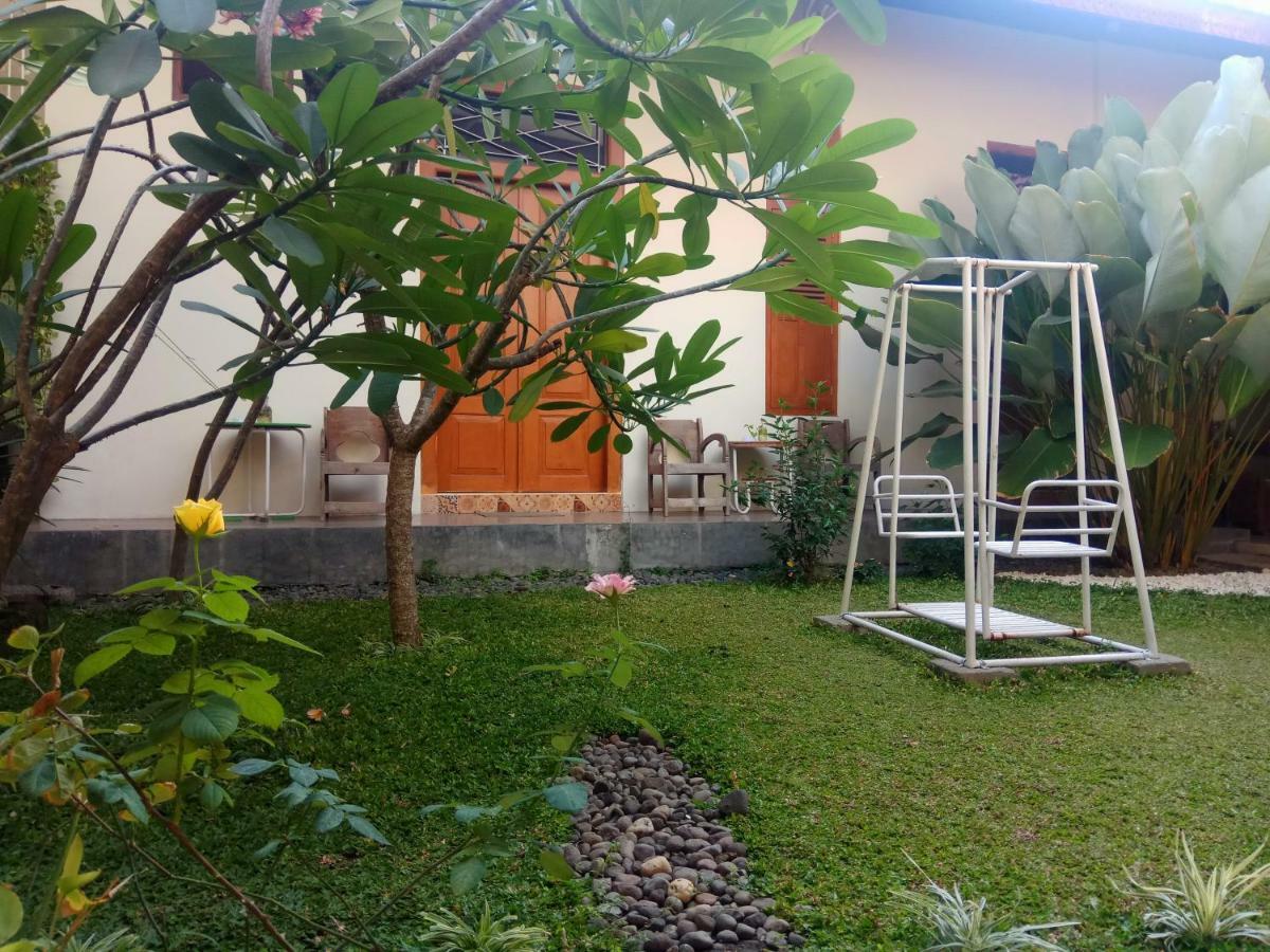Doeloerkoe Homestay Solo المظهر الخارجي الصورة